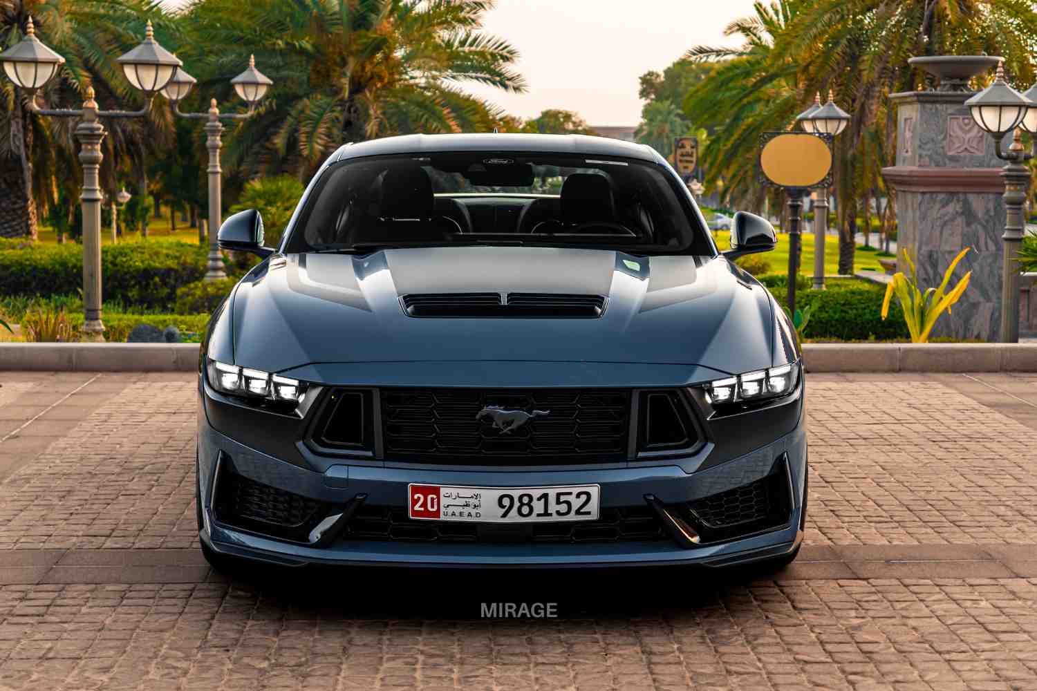 MUSTANG DARK HORSE MUSTANG GT