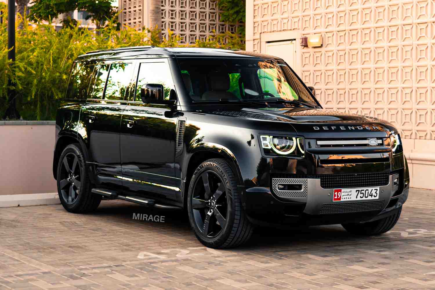 ЛЭНД РОВЕР ДЕФЕНДЕР 110 Defender 110 X-Dynamic HSE P400