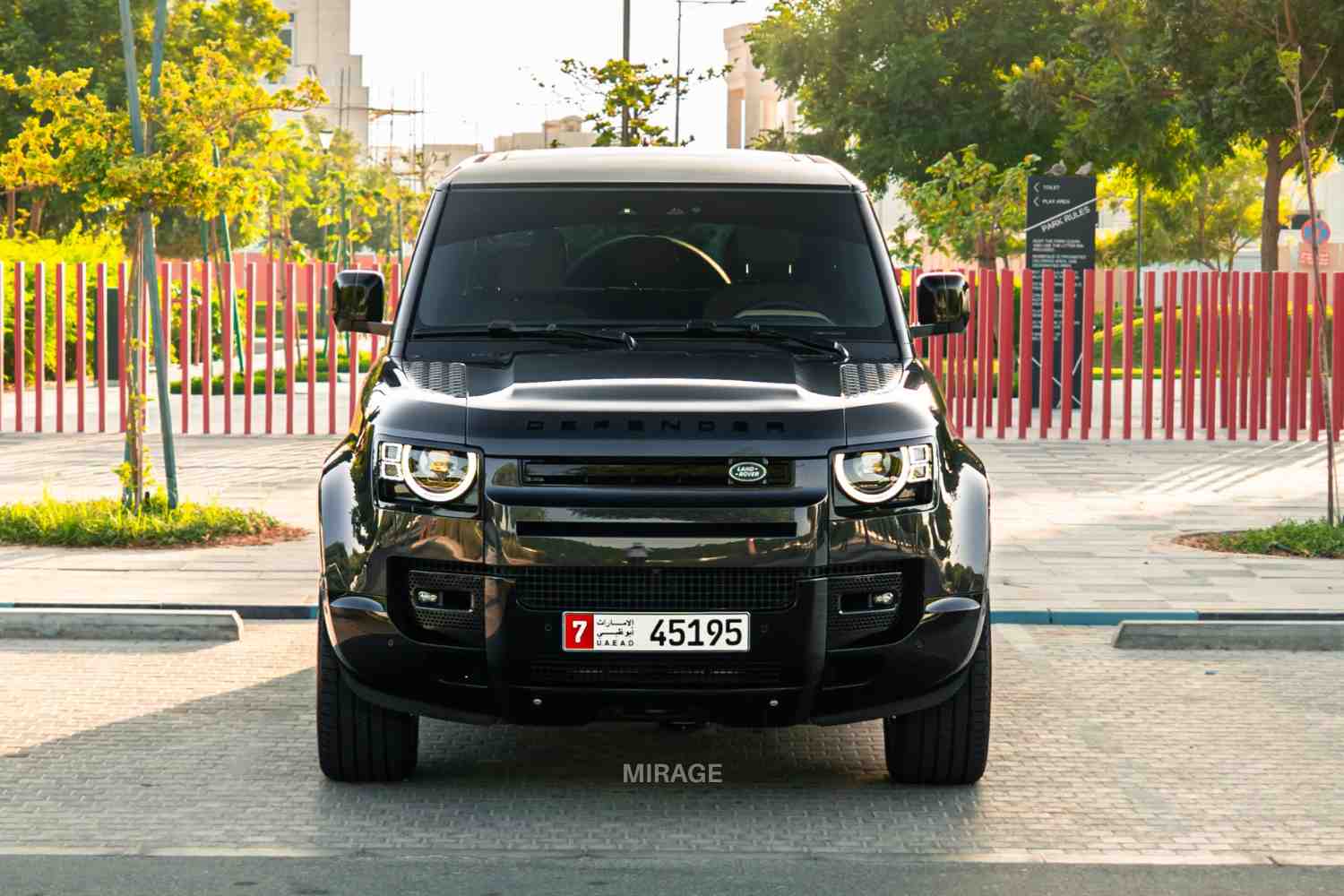 لاند روفر ديفيندر 110 بي ٤٠٠ Defender 110 X-Dynamic HSE P525