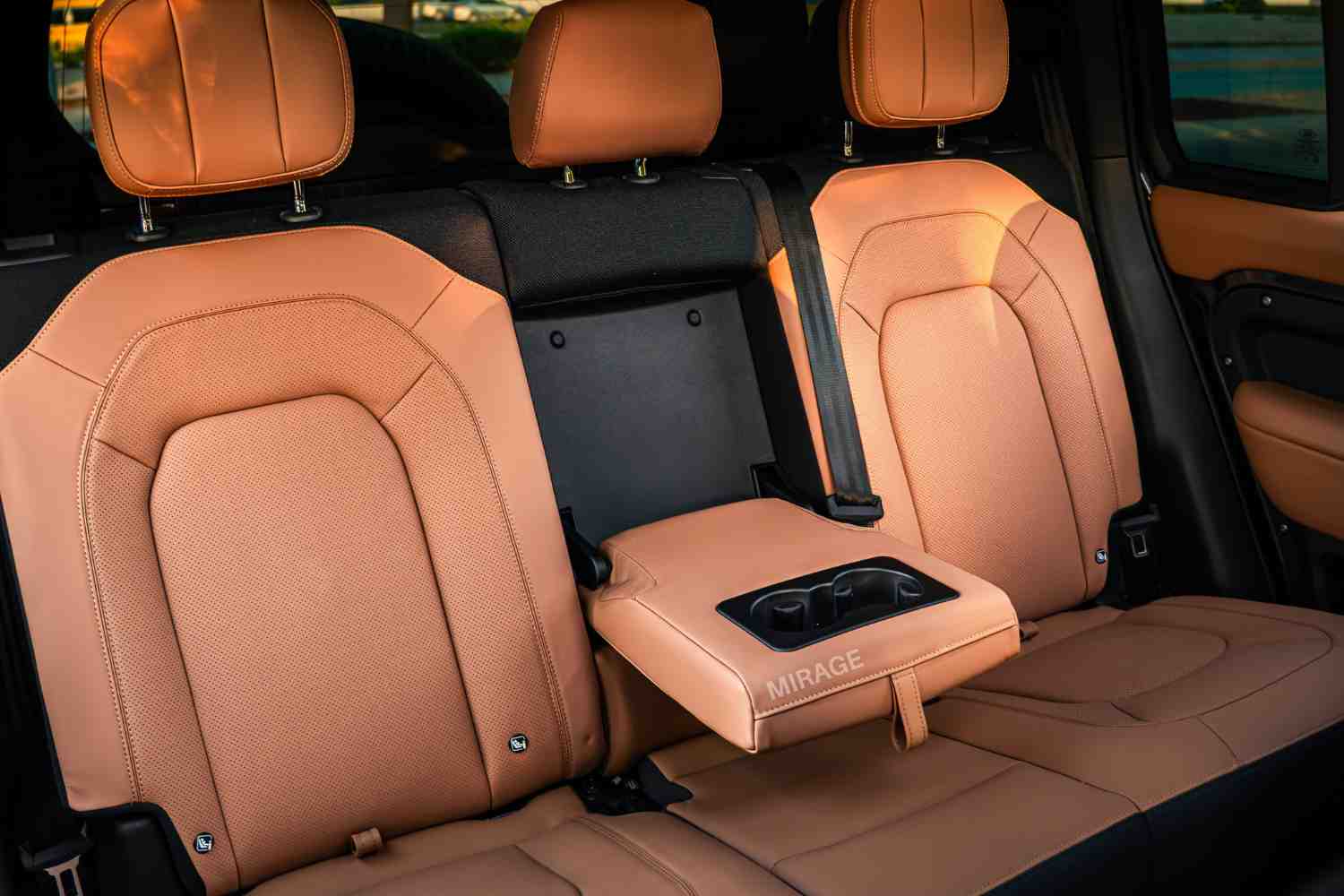 لاند روفر ديفيندر 110 بي ٤٠٠ Defender 110 X-Dynamic HSE P525