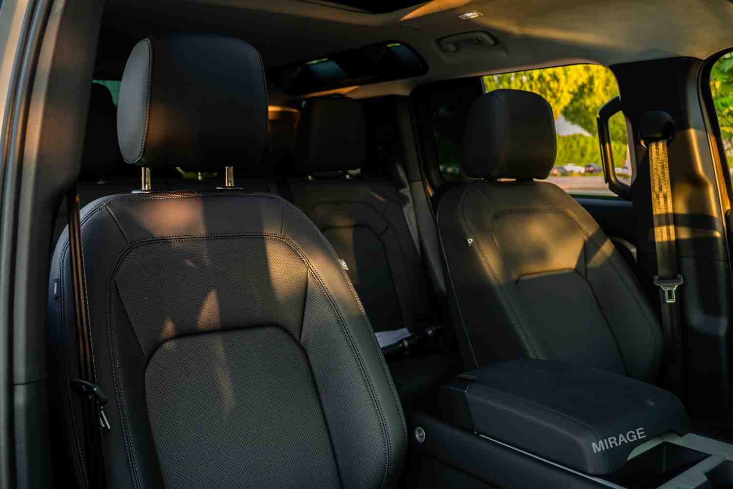 LAND ROVER DEFENDER 110 S P300 Defender 110 S P300