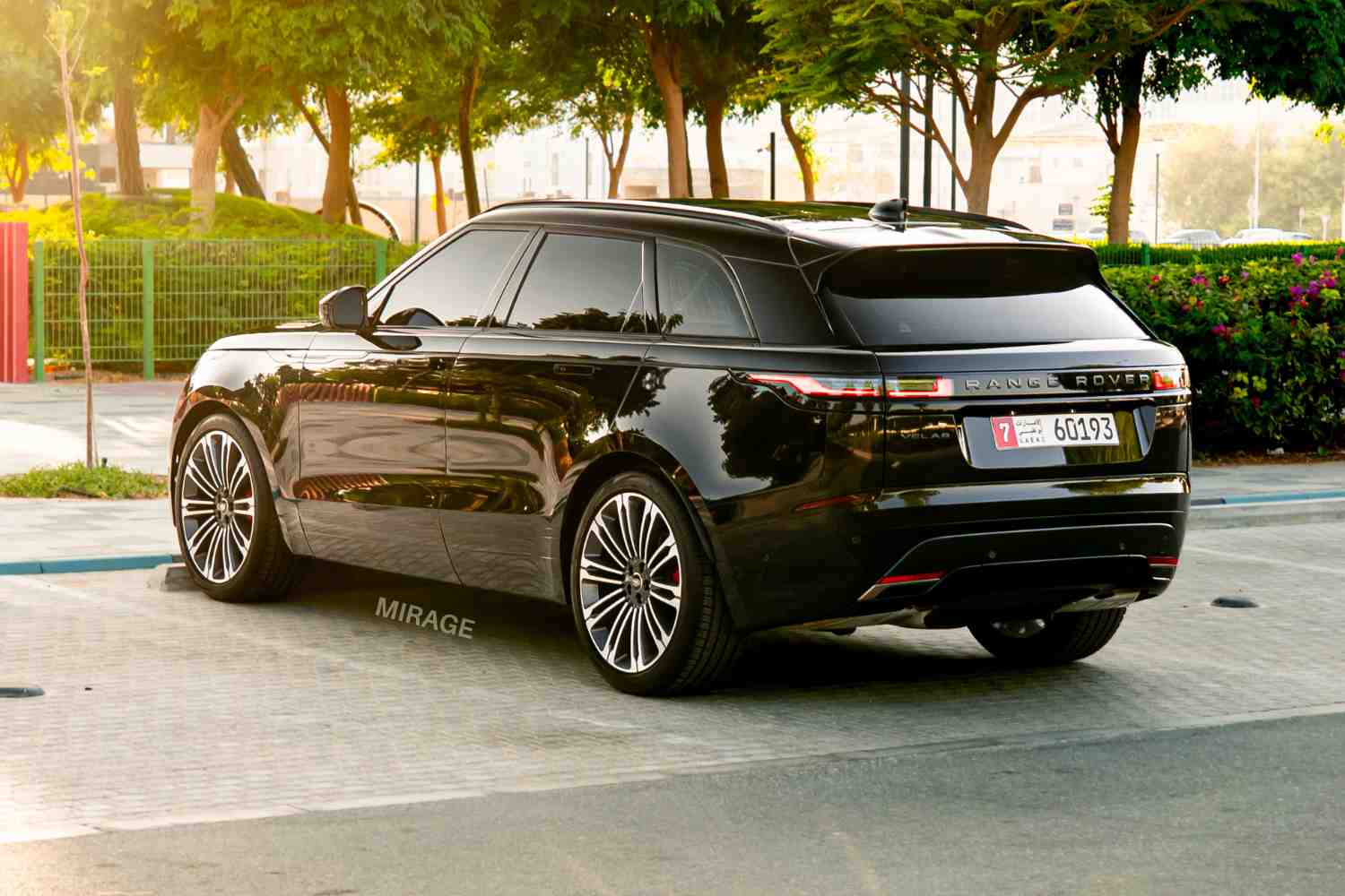 RANGE ROVER VELAR DYNAMIC SE P250 Range Rover Velar Dynamic SE P250