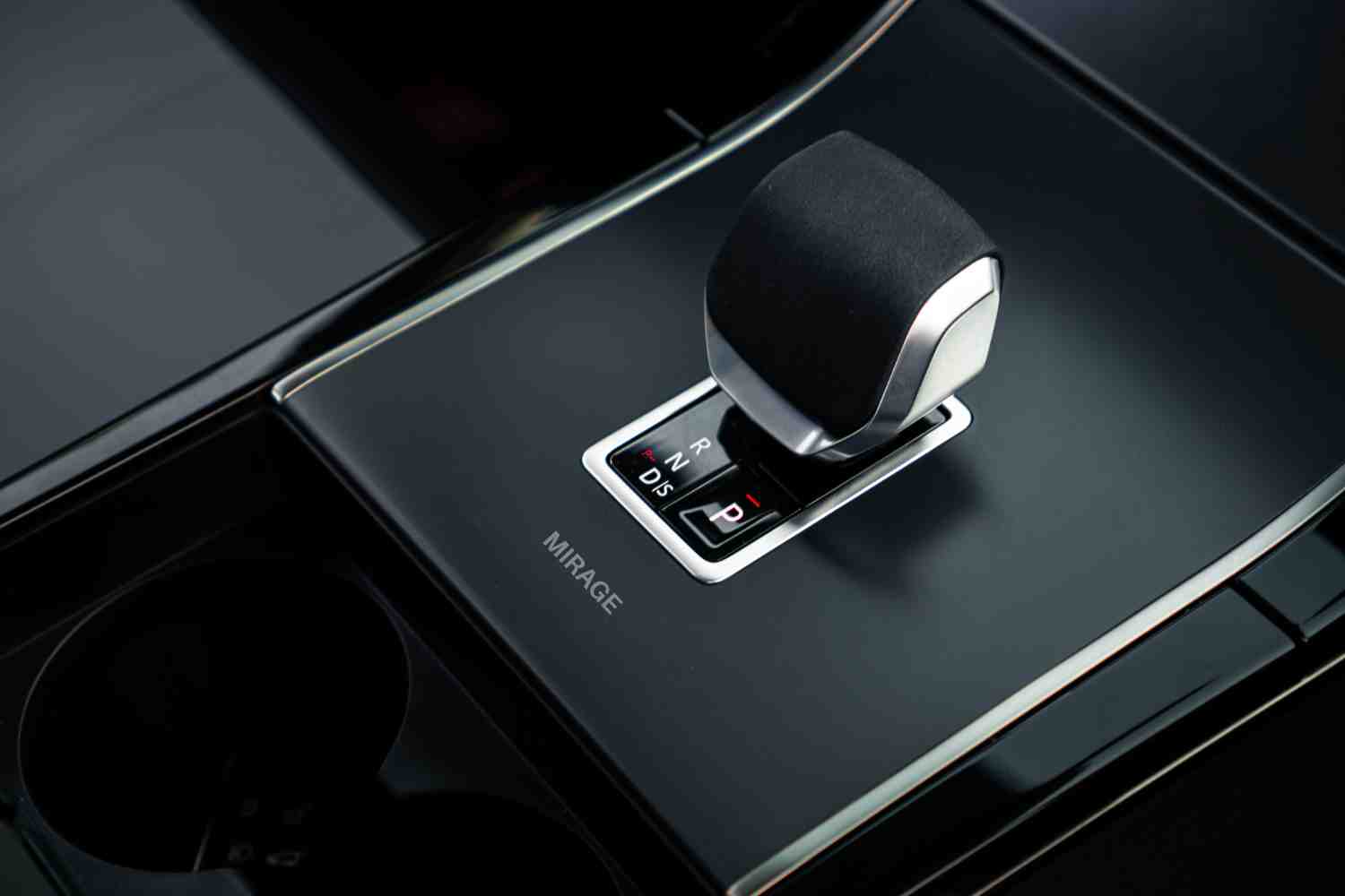 RANGE ROVER VELAR DYNAMIC SE P250 Range Rover Velar Dynamic SE P250