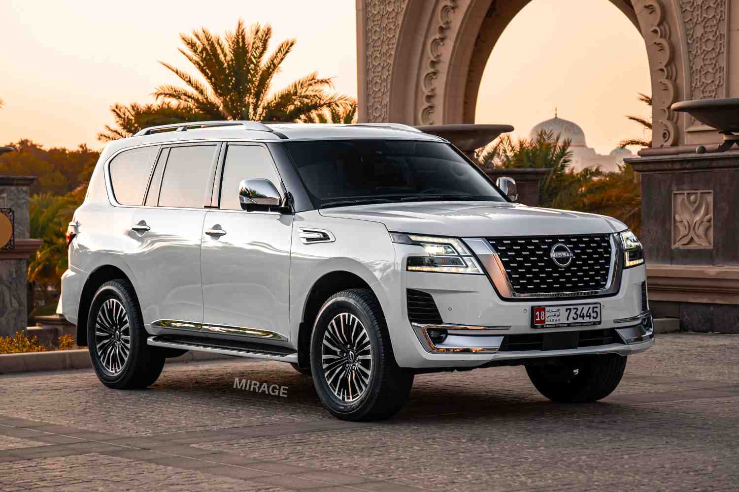 日产巡逻车白金版 PATROL LE PLATINUM