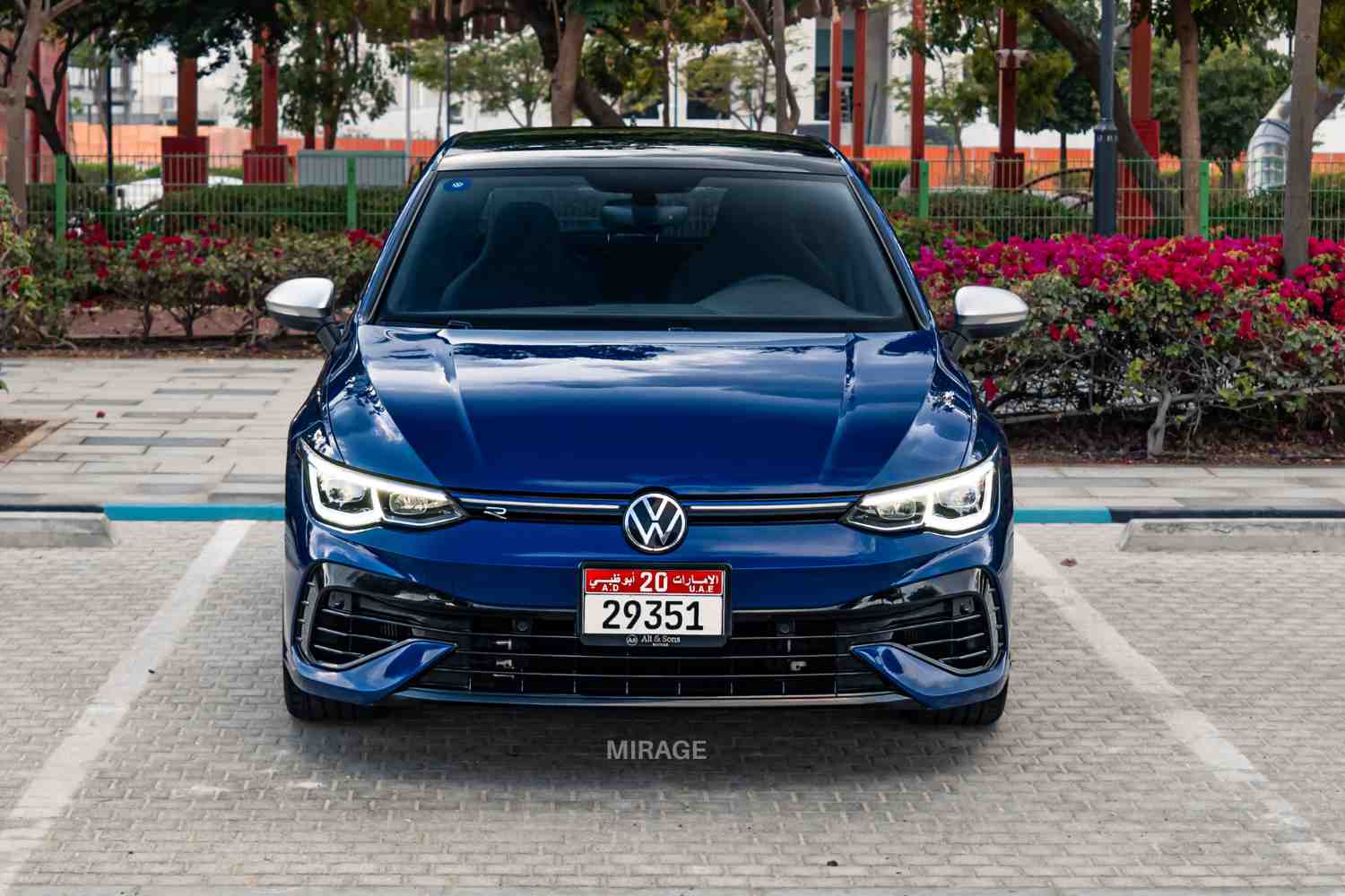 فولكس فاجن جولف آر بي 1 GOLF R