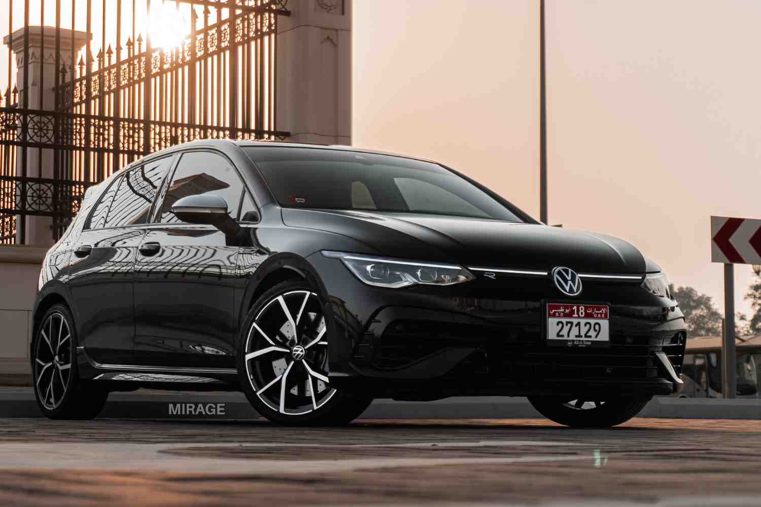 فولكس فاجن جولف آر بي 1 GOLF R