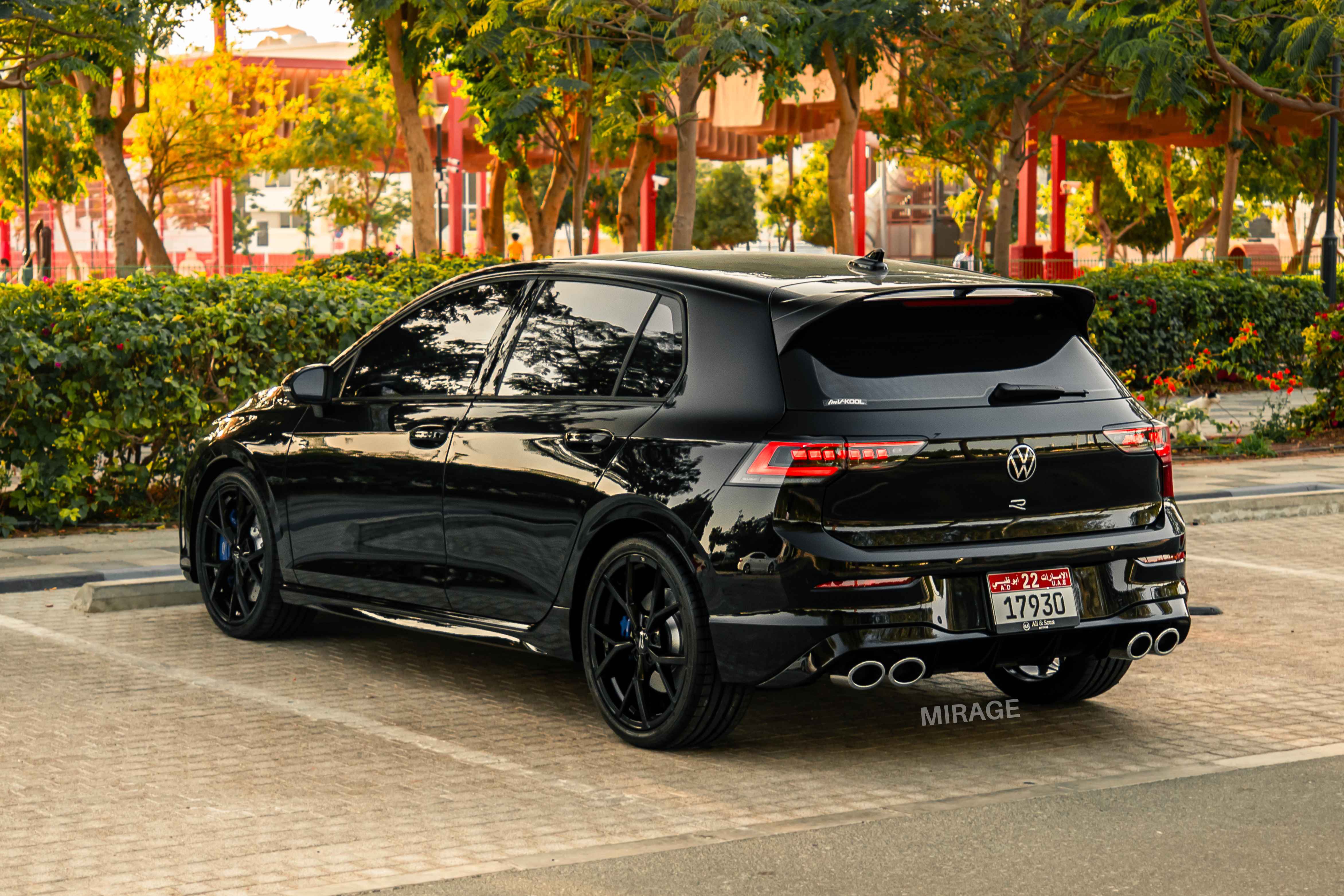 VOLKSWAGEN GOLF R GOLF R